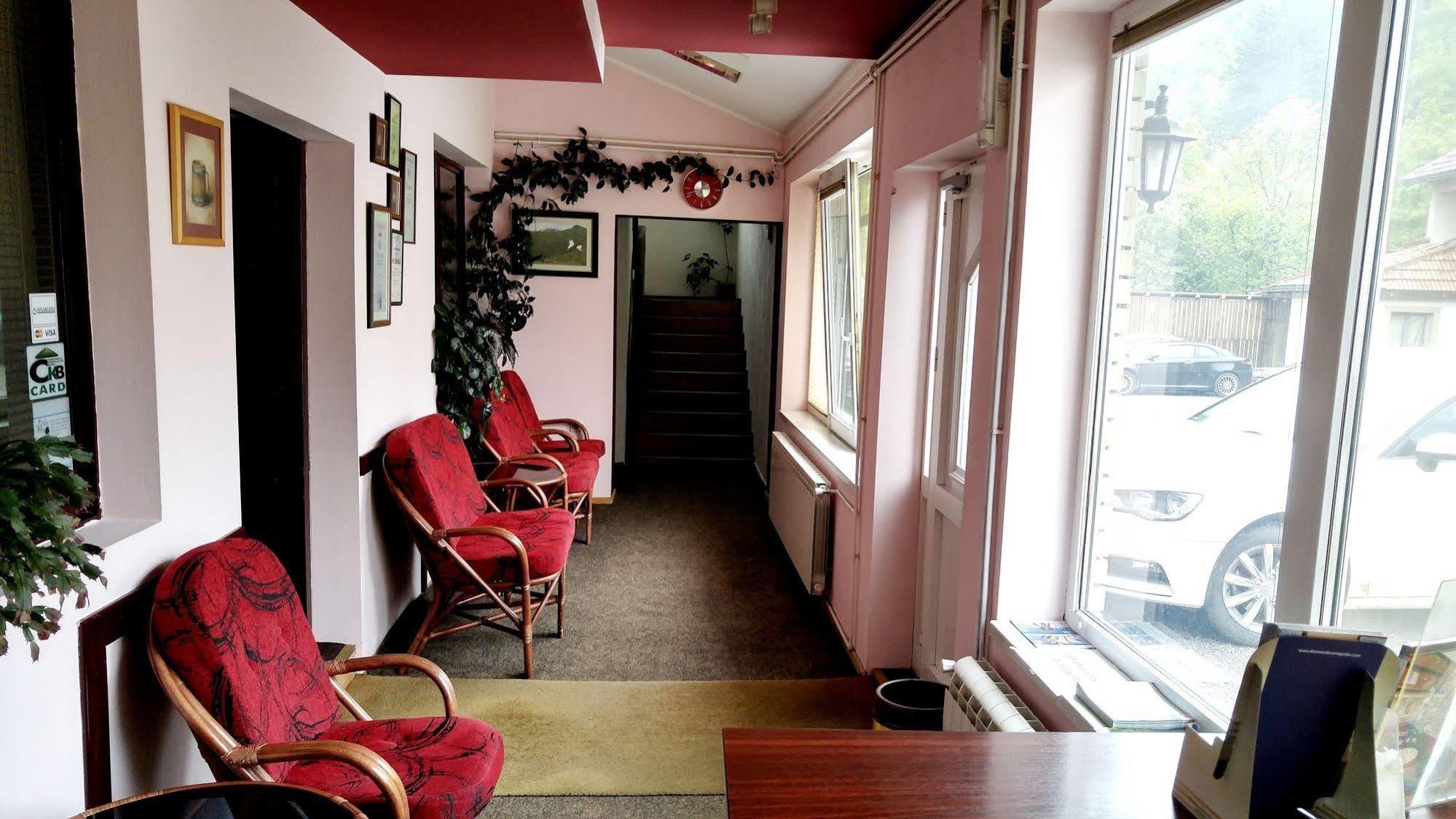 Hotel Cile โคลาชิน ภายนอก รูปภาพ